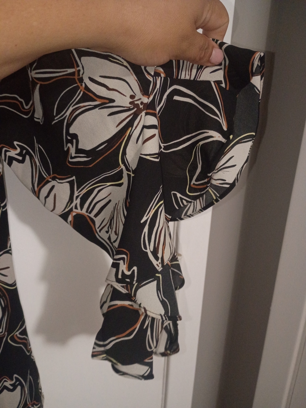 Investments Black Floral V-Neck Button Front Blouse - Picture 7 of 8